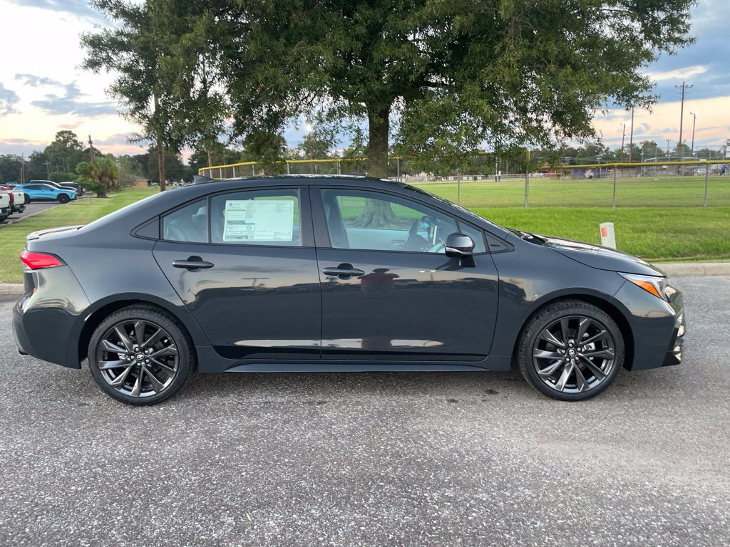 New 2027 Toyota Corolla SE FWD image 8
