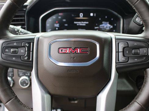 Used 2024 GMC Sierra 1500 SLE AWD/4WD image 18