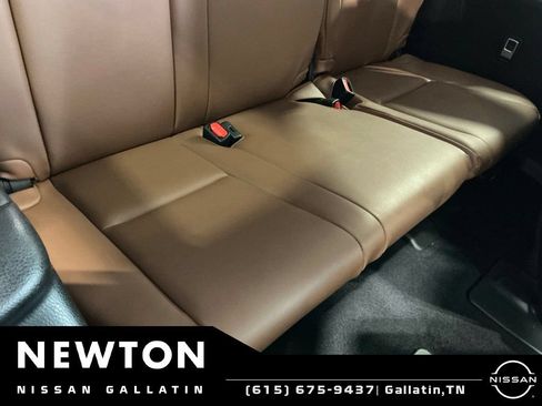 Used 2017 Toyota Highlander Limited FWD image 20