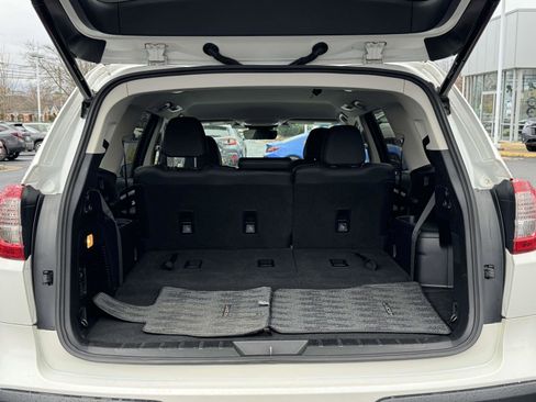Certified 2023 Subaru Ascent Limited image 12