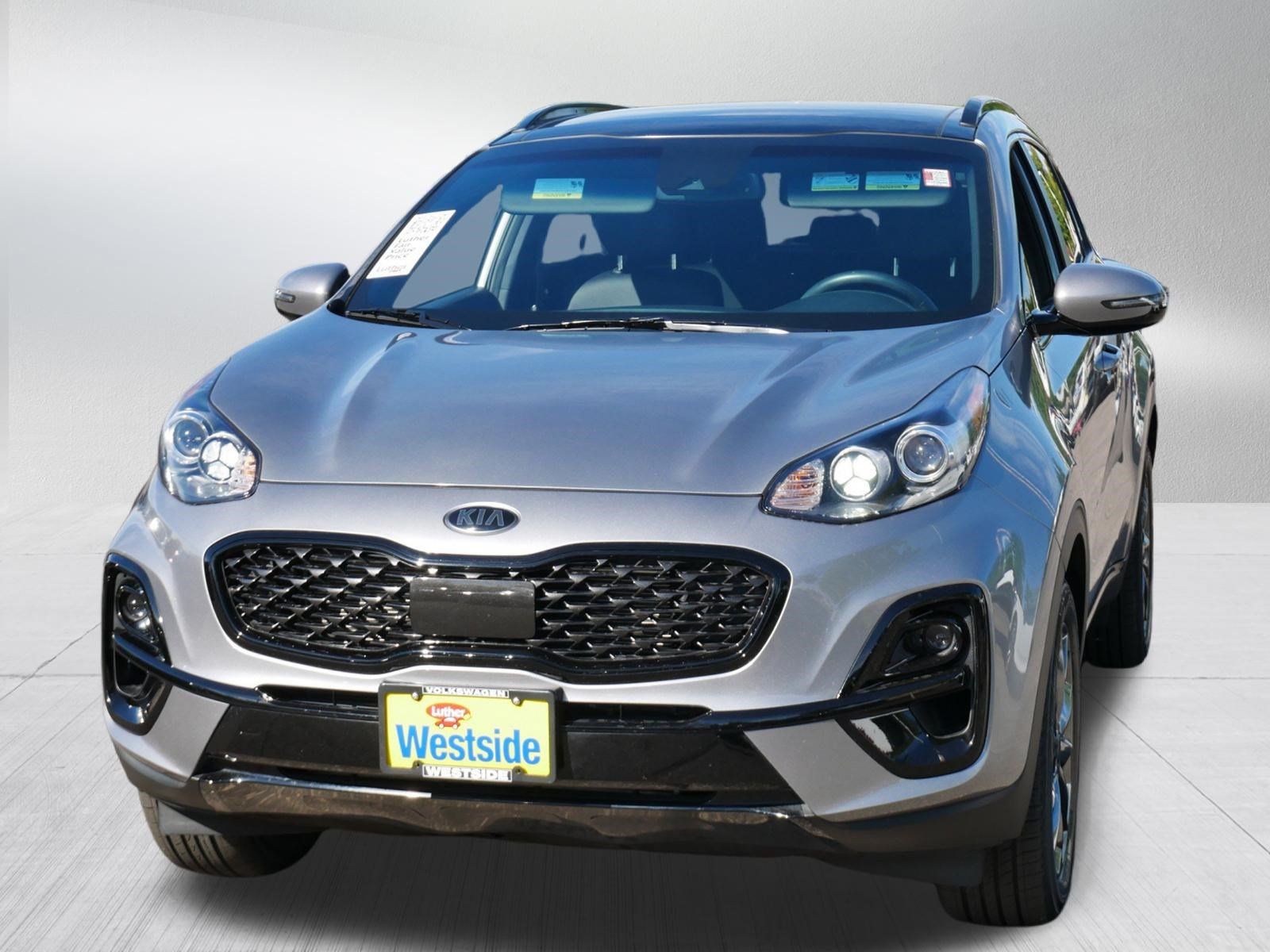 Used 2021 Kia Sportage S w/ S AWD Premium Package image 2