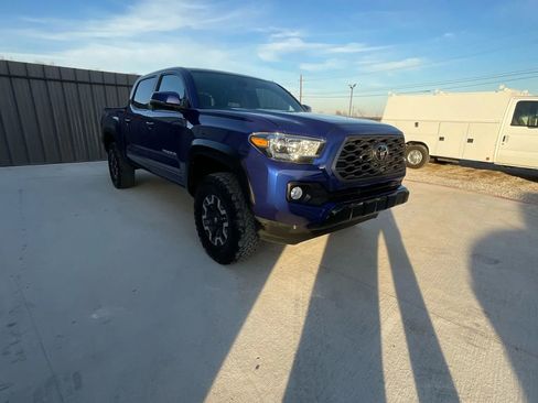 Used 2023 Toyota Tacoma TRD Off-Road image 20
