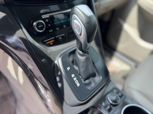 Used 2016 Ford Escape Titanium image 17