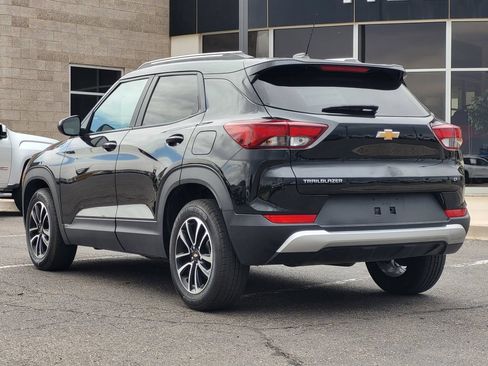 Used 2024 Chevrolet TrailBlazer LT FWD image 5