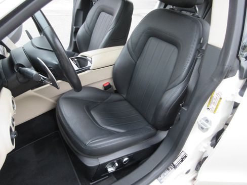 Used 2022 Maserati Quattroporte Modena image 8