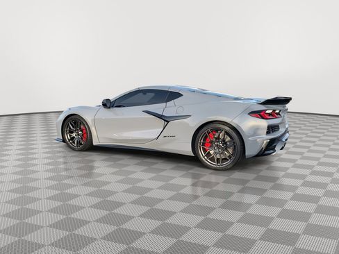 Used 2024 Chevrolet Corvette Z06 image 6