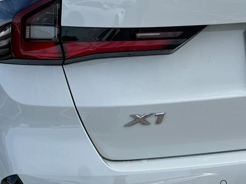 Certified 2023 BMW X1 xDrive28i image 12