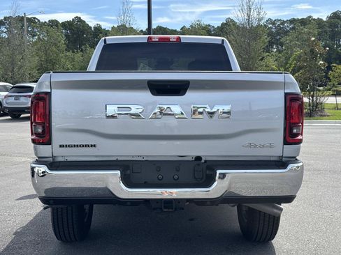 Used 2026 RAM 2500 Big Horn AWD/4WD image 4