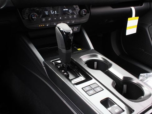 New 2026 Subaru Outback Limited AWD/4WD image 15