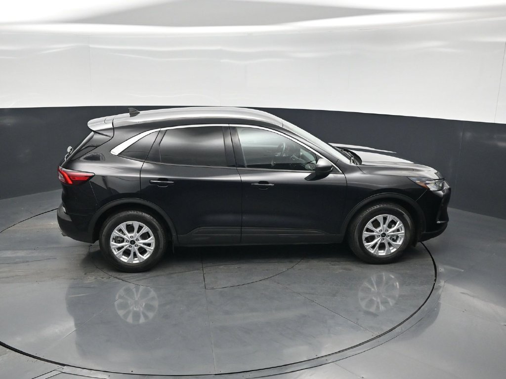 Used 2024 Ford Escape Active FWD image 38