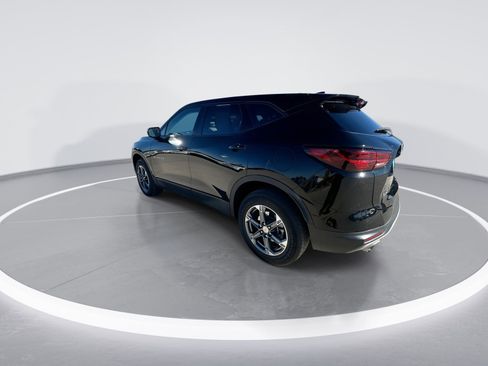 Used 2025 Chevrolet Blazer LT image 6