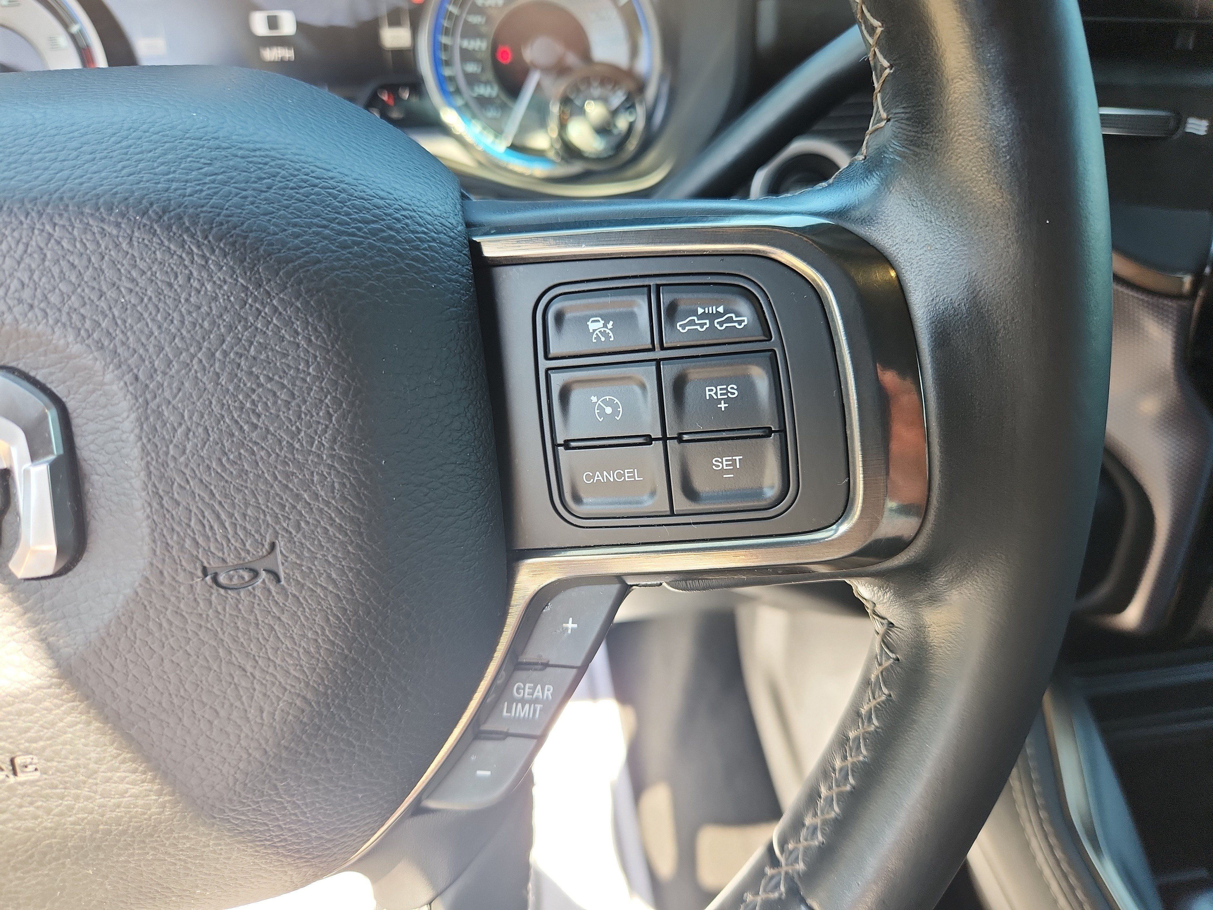 Used 2021 RAM 2500 Limited AWD/4WD image 19