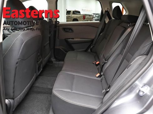 Used 2023 Nissan Rogue S AWD/4WD image 22