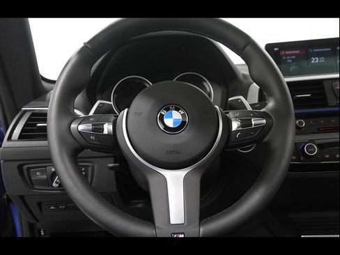 Used 2021 BMW 230i Coupe w/ M Sport Package RWD image 7