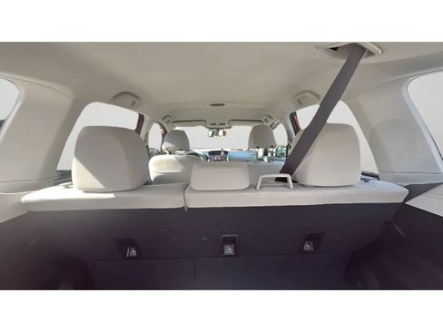 Used 2015 Subaru Forester 2.5i w/ Alloy Wheel Package AWD/4WD image 8