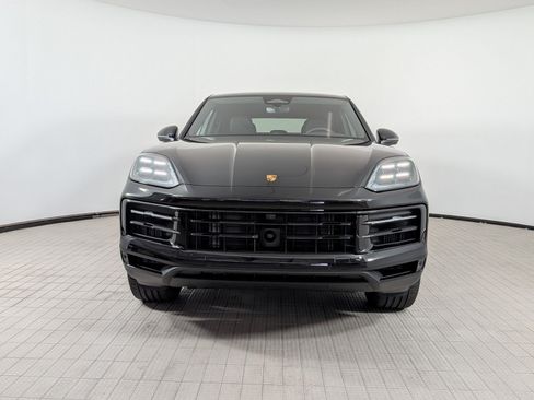 New 2026 Porsche Cayenne Coupe AWD/4WD image 6