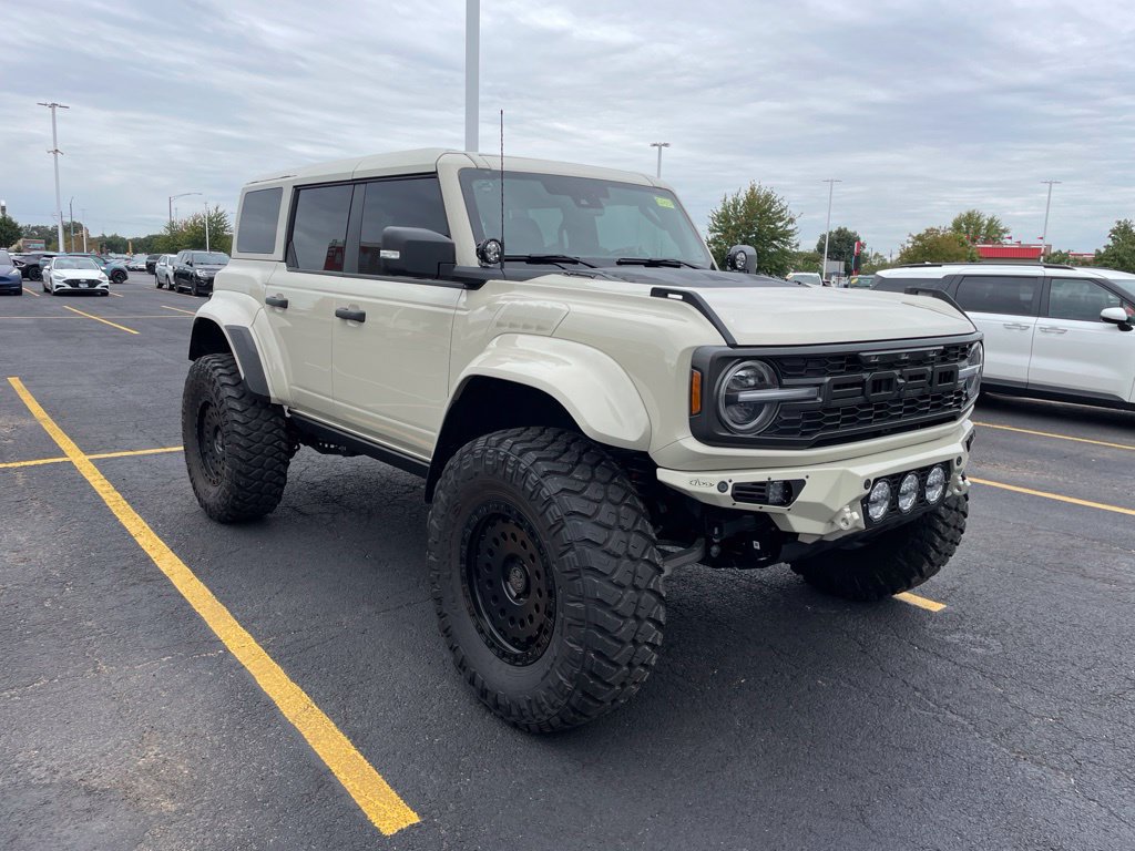 Used 2026 Ford Bronco Raptor AWD/4WD image 1