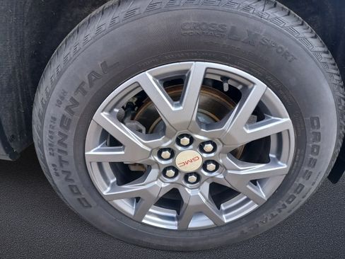Used 2020 GMC Acadia SLT FWD image 23