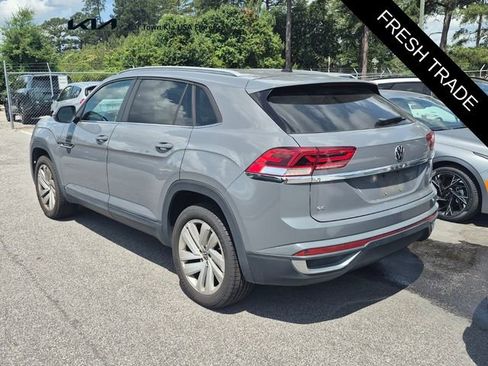 Used 2021 Volkswagen Atlas Cross Sport SE AWD/4WD image 2