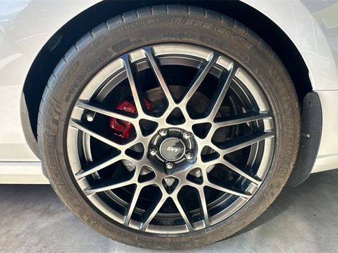 Used 2013 Ford Mustang Shelby GT500 image 25