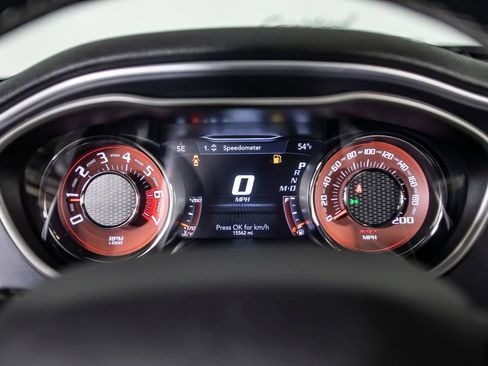 Used 2019 Dodge Challenger SRT Hellcat image 26