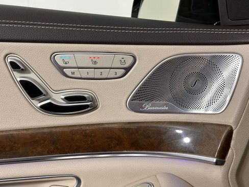 Used 2016 Mercedes-Benz S 550 Sedan image 7