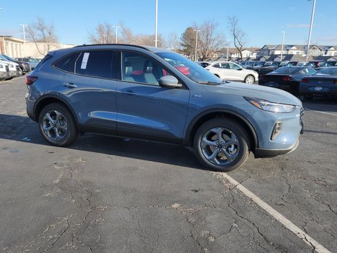 New 2026 Ford Escape ST-Line Select w/ Tech Pack #2 image 18