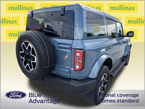 Used 2025 Ford Bronco Outer Banks image 4