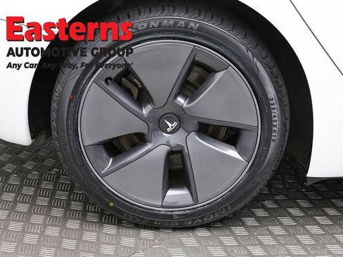 Used 2023 Tesla Model 3 Standard Range RWD image 24