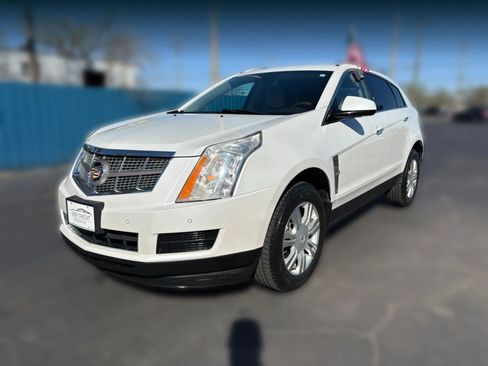 Used 2010 Cadillac SRX Luxury image 3