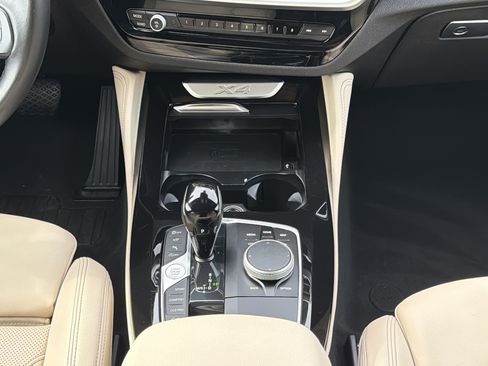 Certified 2025 BMW X4 xDrive30i w/ Premium Package AWD/4WD image 5