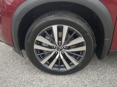 Used 2022 Nissan Pathfinder Platinum w/ Cargo Package image 11