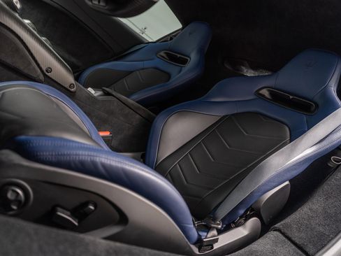 Used 2022 Maserati MC20 Coupe image 23