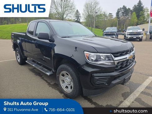 Used 2022 Chevrolet Colorado W/T w/ WT Convenience Package AWD/4WD image 1