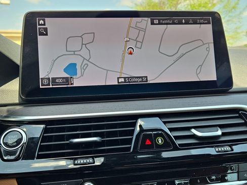 Used 2023 BMW 530i xDrive image 28