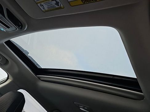 Certified 2025 Subaru Outback Premium image 15