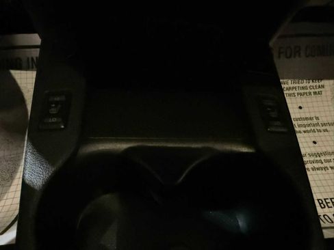 Used 2016 Nissan Leaf SV image 34