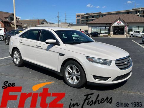Used 2015 Ford Taurus SEL FWD image 1