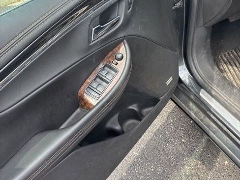 Used 2014 Chevrolet Impala LTZ image 6