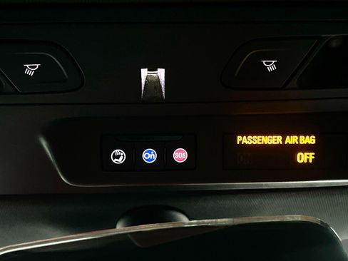 Used 2020 Chevrolet Camaro SS image 38