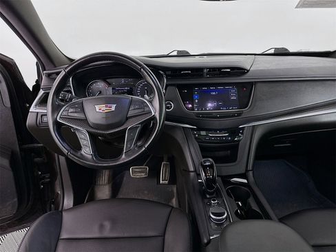 Used 2021 Cadillac XT5 Sportv image 25