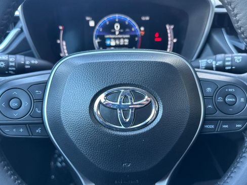 Certified 2024 Toyota Corolla Cross XLE w/ Convenience Package image 31