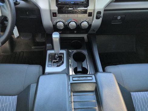 Used 2014 Toyota Tundra SR5 w/ SR5 Upgrade Package RWD image 19