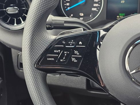 New 2024 Mercedes-Benz eSprinter 170 Cargo image 14