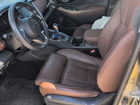 Used 2022 Subaru Outback Touring XT AWD/4WD image 2