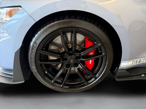 Used 2022 Ford Mustang Shelby GT500 w/ Technology Package RWD image 28