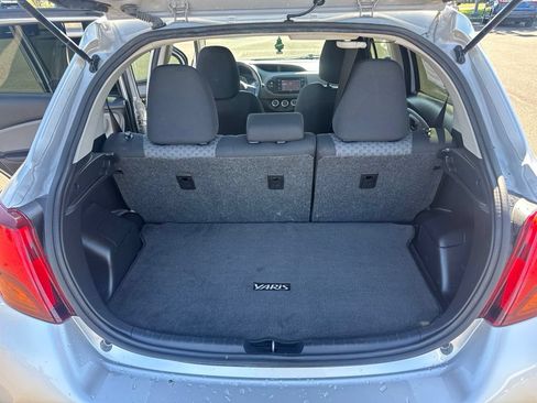 Used 2016 Toyota Yaris L FWD image 12
