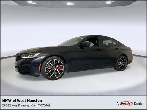 Used 2021 BMW 540i w/ M Sport Package image 1