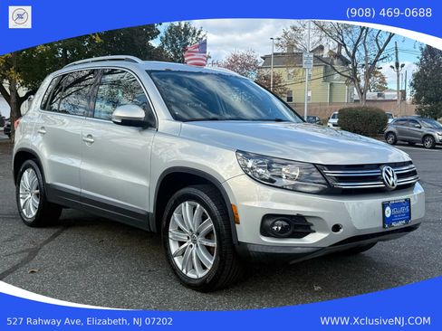 Used 2012 Volkswagen Tiguan S image 5