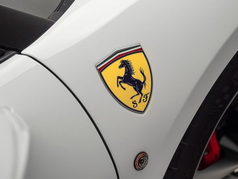 Used 2018 Ferrari 488 Spider Base image 40